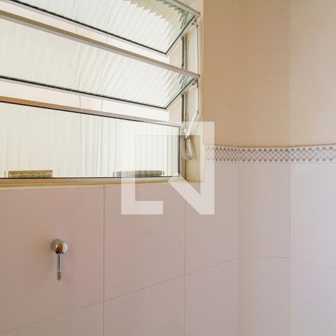 Casa à venda com 155m², 3 quartos e 2 vagasBanheiro de Serviço