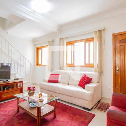 Casa à venda com 155m², 3 quartos e 2 vagasSala