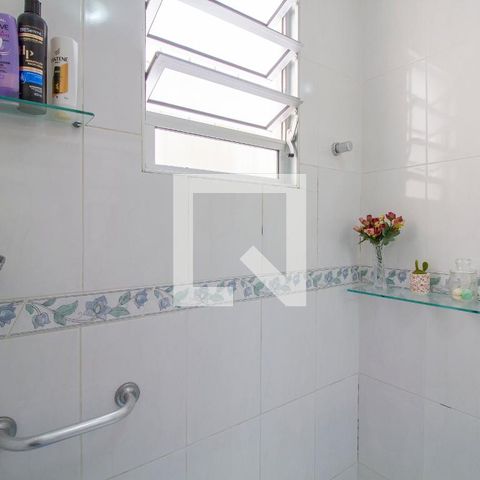Casa à venda com 155m², 3 quartos e 2 vagasBanheiro Social 2