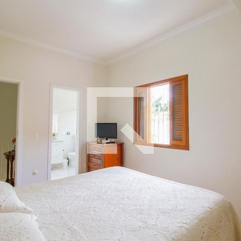 Casa à venda com 155m², 3 quartos e 2 vagasSuíte
