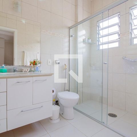 Casa à venda com 155m², 3 quartos e 2 vagasBanheiro da Suíte