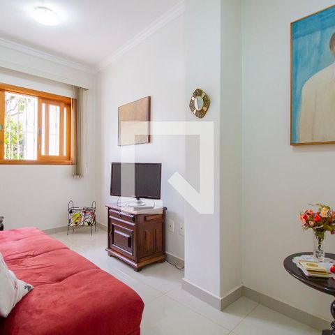 Casa à venda com 155m², 3 quartos e 2 vagasSala de TV