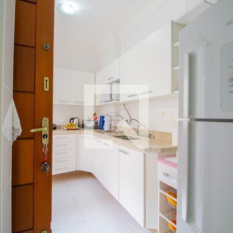 Casa à venda com 155m², 3 quartos e 2 vagasCozinha