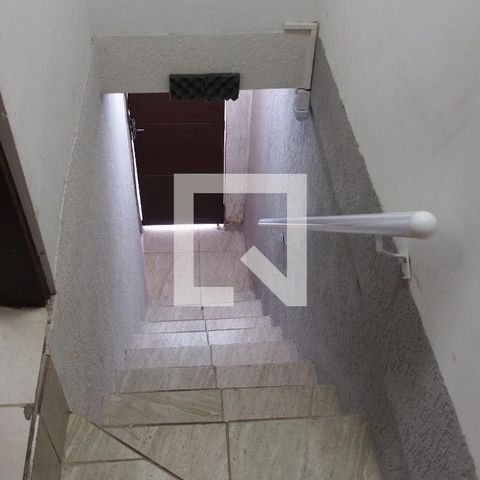 Casa à venda com 300m², 4 quartos e 1 vagaEscada