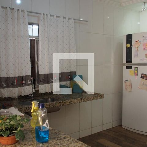 Casa à venda com 300m², 4 quartos e 1 vagaCozinha
