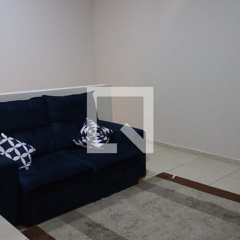 Casa à venda com 300m², 4 quartos e 1 vagaSala de TV