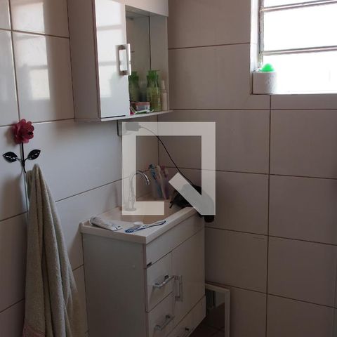 Casa à venda com 300m², 4 quartos e 1 vagaBanheiro do Quarto suite 2