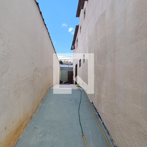 Casa à venda com 300m², 4 quartos e 1 vaga Casa à venda com 300m², 4 quartos e 1 vagaÁrea comum