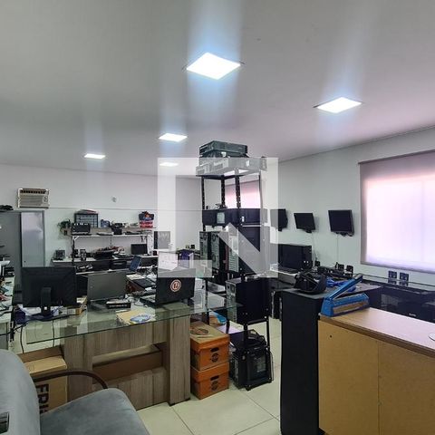 Casa à venda com 300m², 4 quartos e 1 vaga Casa à venda com 300m², 4 quartos e 1 vagaQuarto 4