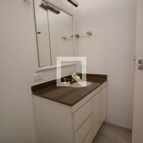 Apartamento à venda com 130m², 2 quartos e 1 vaga Apartamento à venda com 130m², 2 quartos e 1 vagaBanheiro da Suíte 2
