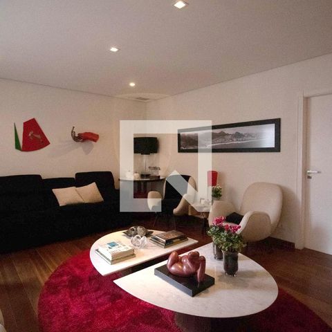Apartamento à venda com 130m², 2 quartos e 1 vaga Apartamento à venda com 130m², 2 quartos e 1 vagaSala