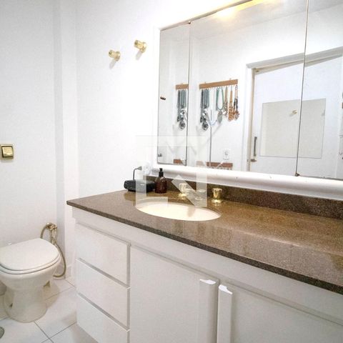 Apartamento à venda com 130m², 2 quartos e 1 vaga Apartamento à venda com 130m², 2 quartos e 1 vagaBanheiro da Suíte