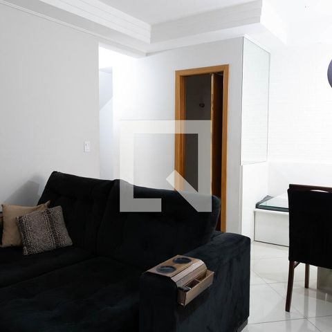 Casa de condomínio à venda com 132m², 2 quartos e 2 vagasSala