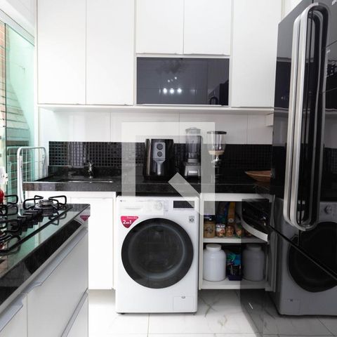 Casa de condomínio à venda com 132m², 2 quartos e 2 vagasCozinha