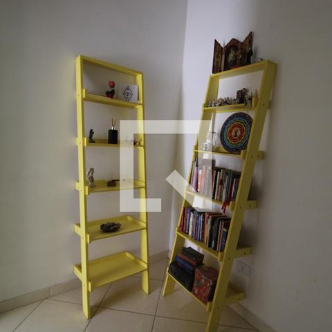 Casa de condomínio à venda com 127m², 3 quartos e 2 vagasCorredor