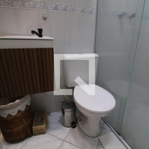 Casa de condomínio à venda com 127m², 3 quartos e 2 vagasBanheiro