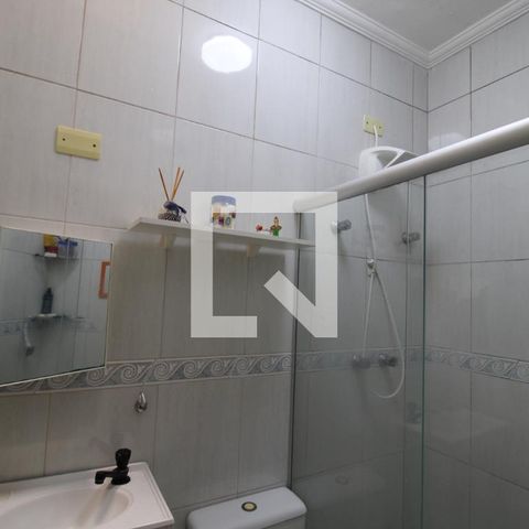 Casa de condomínio à venda com 127m², 3 quartos e 2 vagasBanheiro