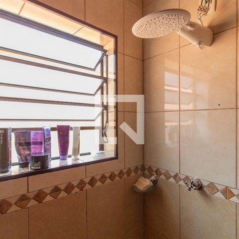 Casa à venda com 113m², 2 quartos e 2 vagas Casa à venda com 113m², 2 quartos e 2 vagasBanheiro