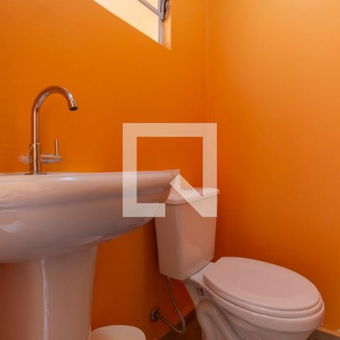 Casa à venda com 113m², 2 quartos e 2 vagas Casa à venda com 113m², 2 quartos e 2 vagasLavabo