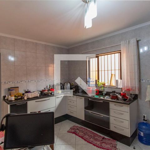 Casa à venda com 113m², 2 quartos e 2 vagas Casa à venda com 113m², 2 quartos e 2 vagasCozinha
