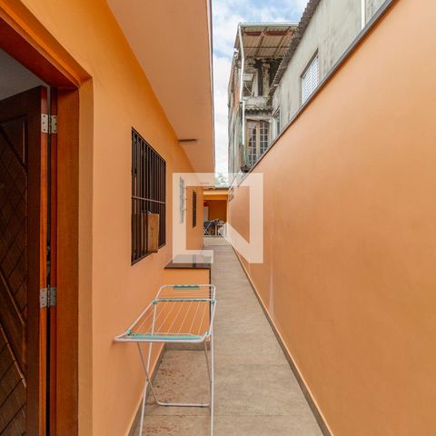 Casa à venda com 113m², 2 quartos e 2 vagas Casa à venda com 113m², 2 quartos e 2 vagasCorredor Externo