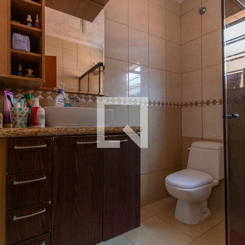Casa à venda com 113m², 2 quartos e 2 vagas Casa à venda com 113m², 2 quartos e 2 vagasBanheiro