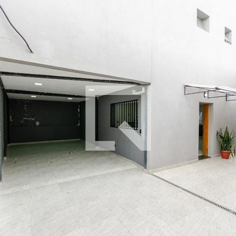 Casa à venda com 400m², 3 quartos e 3 vagasGaragem