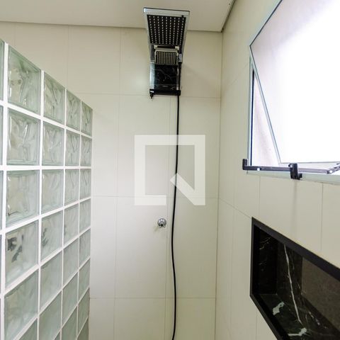 Casa à venda com 400m², 3 quartos e 3 vagasBanheiro da Suíte