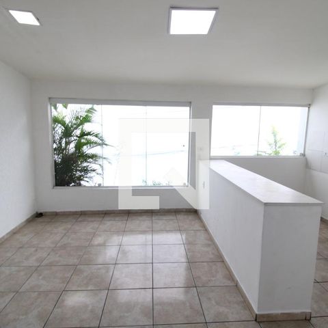 Casa à venda com 250m², 6 quartos e 3 vagasSala integrada com cozinha
