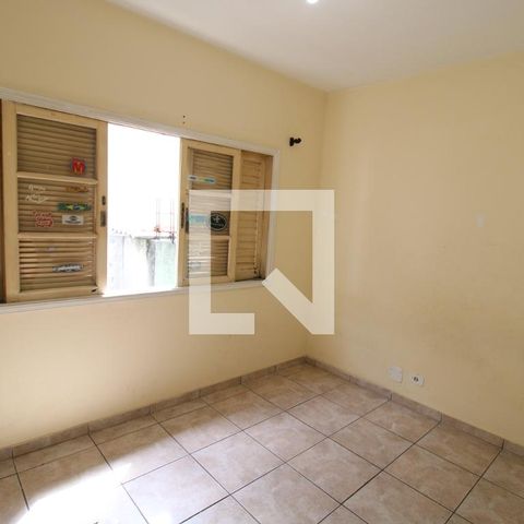 Casa à venda com 250m², 6 quartos e 3 vagasQuarto 2