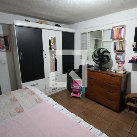 Casa à venda com 250m², 6 quartos e 3 vagasQuarto 6