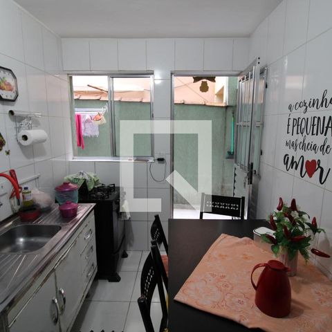 Casa à venda com 250m², 6 quartos e 3 vagasCozinha