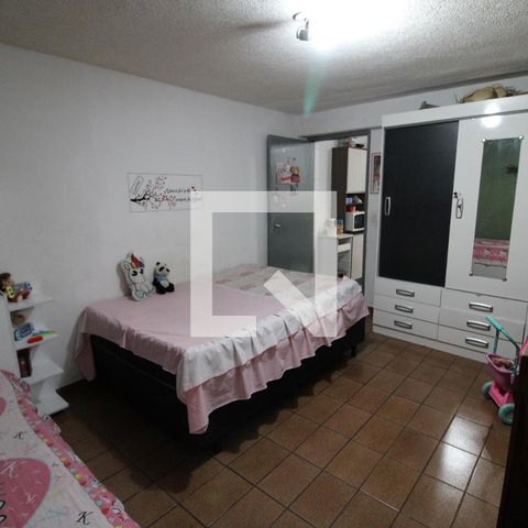 Casa à venda com 250m², 6 quartos e 3 vagasQuarto 6
