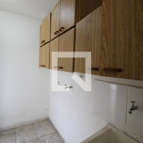 Casa à venda com 250m², 6 quartos e 3 vagasÁrea de Serviço