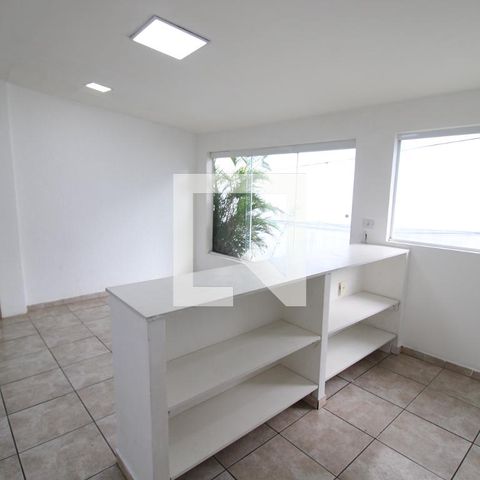 Casa à venda com 250m², 6 quartos e 3 vagasSala integrada com cozinha