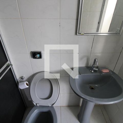Casa à venda com 250m², 6 quartos e 3 vagasBanheiro