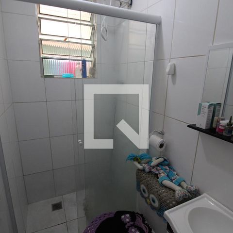 Casa à venda com 250m², 6 quartos e 3 vagasBanheiro 2