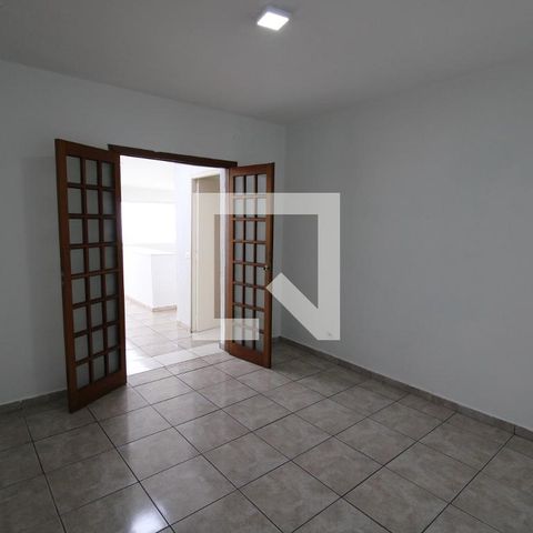 Casa à venda com 250m², 6 quartos e 3 vagasQuarto 4