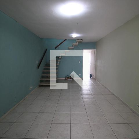 Casa à venda com 250m², 6 quartos e 3 vagasSala