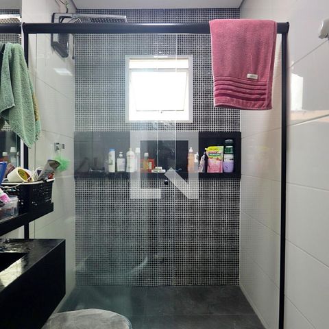 Apartamento à venda com 129m², 2 quartos e 2 vagasSuíte - Banheiro do Quarto 1