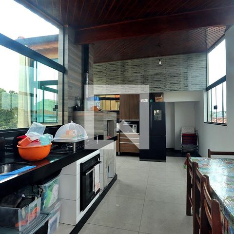 Apartamento à venda com 129m², 2 quartos e 2 vagasCozinha