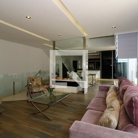 Casa para alugar com 357m², 3 quartos e 7 vagasSala