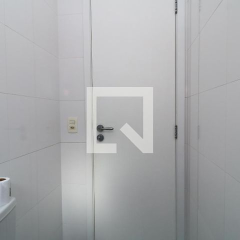 Casa para alugar com 357m², 3 quartos e 7 vagasBanheiro da Suite Conjugada
