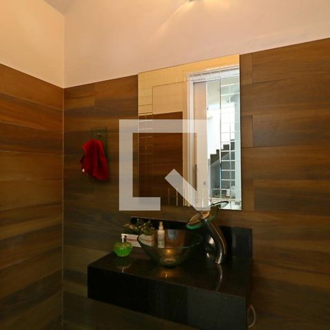 Casa para alugar com 357m², 3 quartos e 7 vagasÁrea Comum - Lavabo