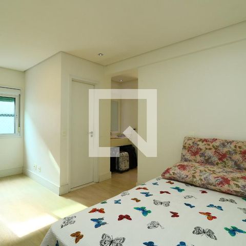 Casa para alugar com 357m², 3 quartos e 7 vagasSuite Conjugada