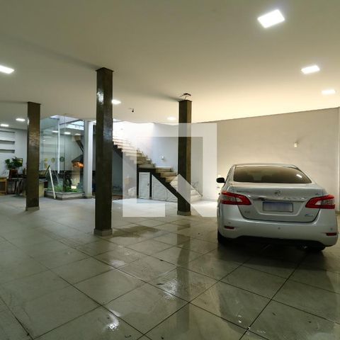 Casa para alugar com 357m², 3 quartos e 7 vagasGaragem
