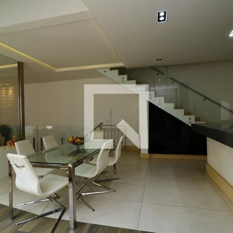 Casa para alugar com 357m², 3 quartos e 7 vagasSala de Jantar