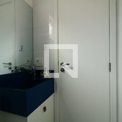 Casa para alugar com 357m², 3 quartos e 7 vagasBanheiro da Suite 2