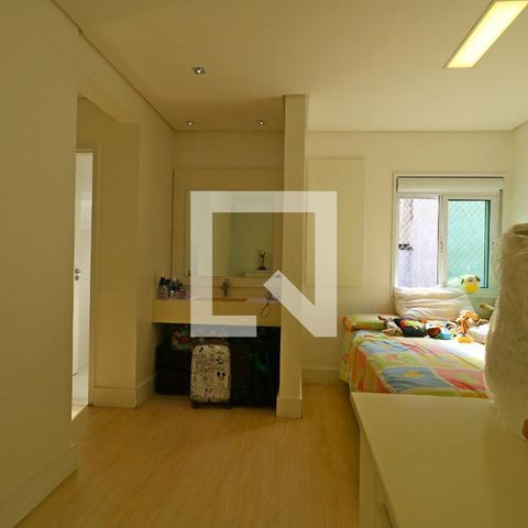 Casa para alugar com 357m², 3 quartos e 7 vagasSuite Conjugada