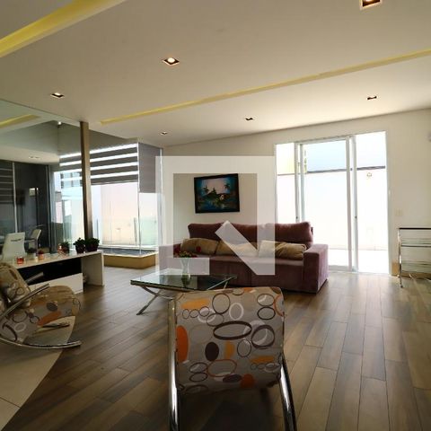 Casa para alugar com 357m², 3 quartos e 7 vagasSala